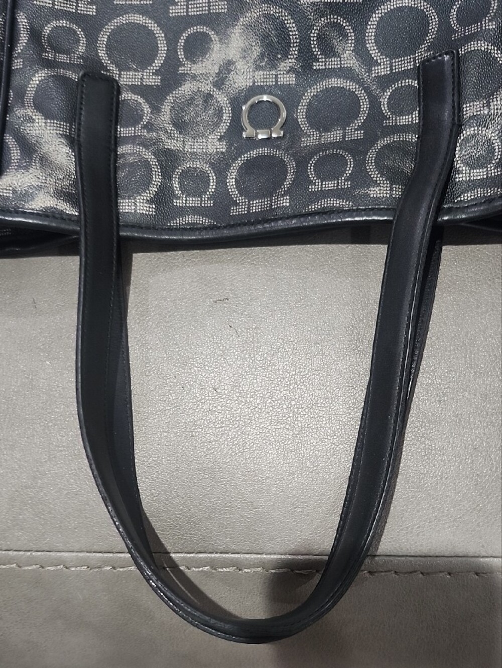Salvatore Ferragamo Gancini PatternTote Bag with Wristlet - Picture 4 of 10